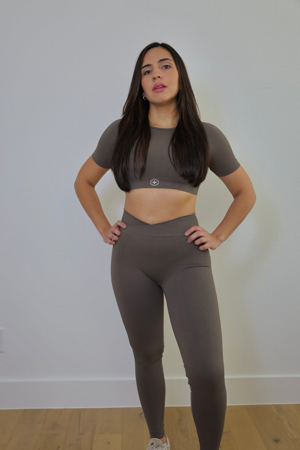 Flexfit Seamless Leggins & Open Back Crop Top